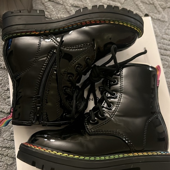 Kurt Geiger London “mini Birdie” boots! - Picture 4 of 8